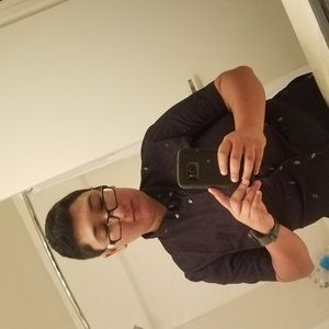 Meet your Posher, Nelly